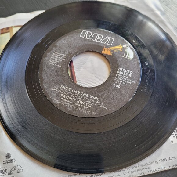 1987 Vinyl Album Dirty Dancing 45RPM Soundtrack "She's like the Wind" and "Stay" - Picture 3 of 4